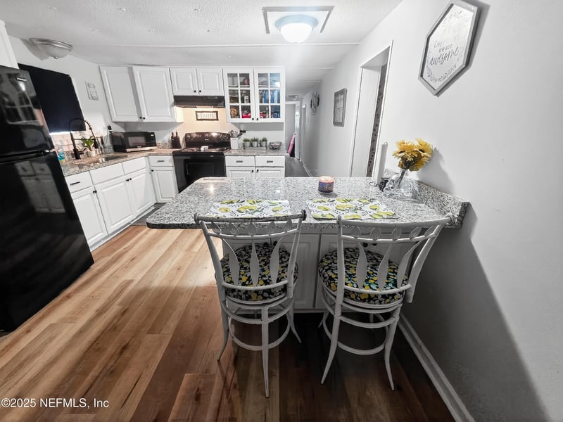 9332 Cedar Rd, Macclenny, FL 32063