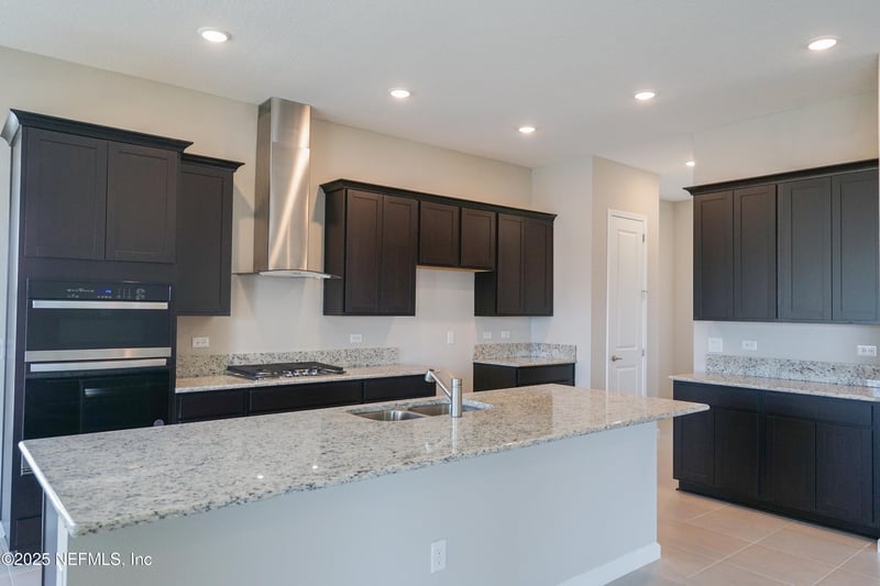 33 Reverie Dr, Palm Coast, FL 32137