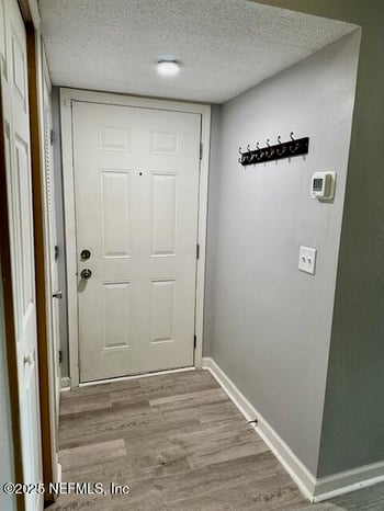 3878 La Mirada Dr #8, Jacksonville, FL 32217