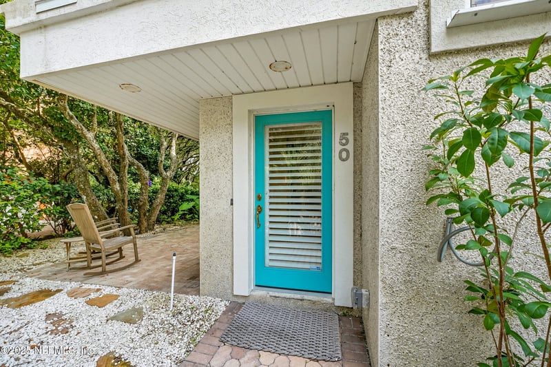 50 Beach Cottage Ln, Atlantic Beach, FL 32233