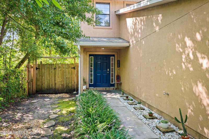 5550 Mardis Pl, Jacksonville, FL 32205