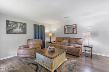 801 Lowder St, Macclenny, FL 32063