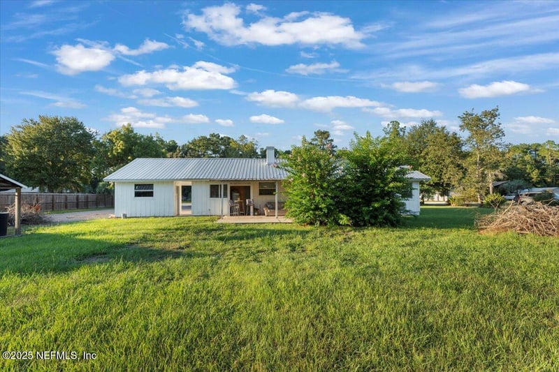 6582 Hamilton Crews Rd, Macclenny, FL 32040