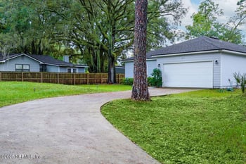 6634 Barnes Rd, Jacksonville, FL 32216