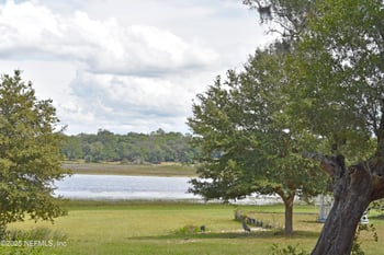 148 Swan Lake Dr, Melrose, FL 32666