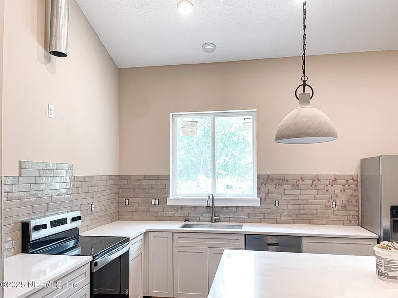 4071 Lazy Acres Rd, Middleburg, FL 32068