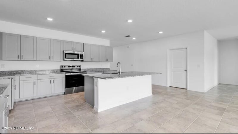 8124 Archibald Ter, Jacksonville, FL 32219