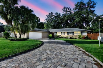 2816 Annette Cir, Jacksonville, FL 32216