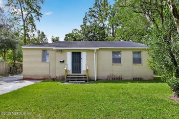 3374 Seville St, Jacksonville, FL 32207