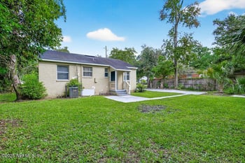 3374 Seville St, Jacksonville, FL 32207
