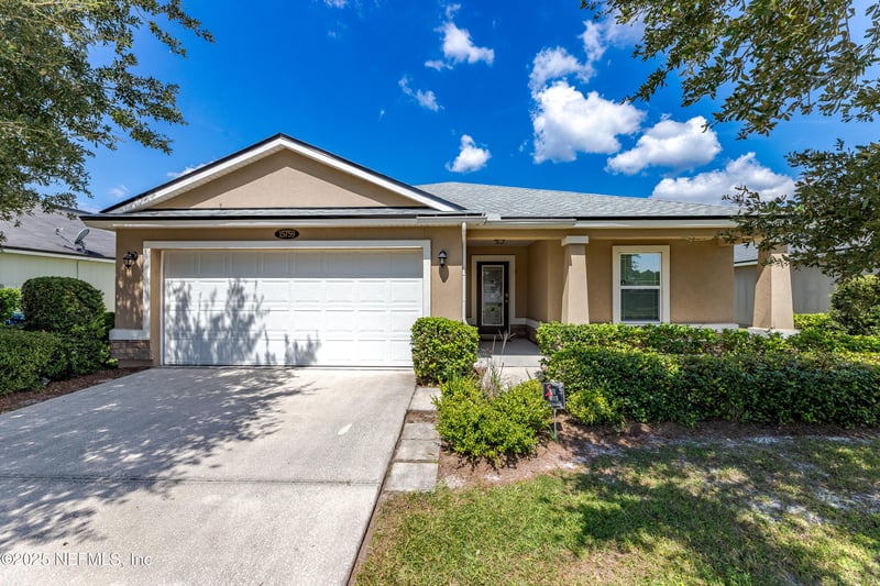 15759 Baxter Creek Dr, Jacksonville, FL 32218