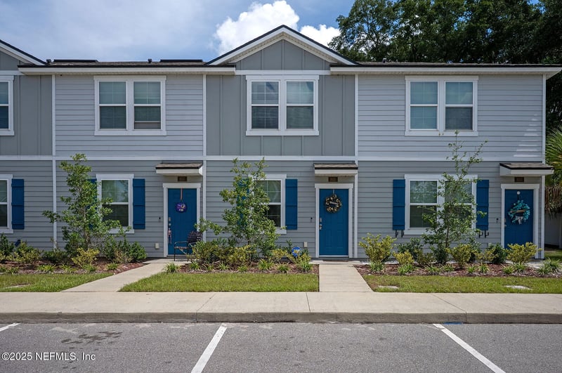 805 Gate Run Rd, Jacksonville, FL 32211