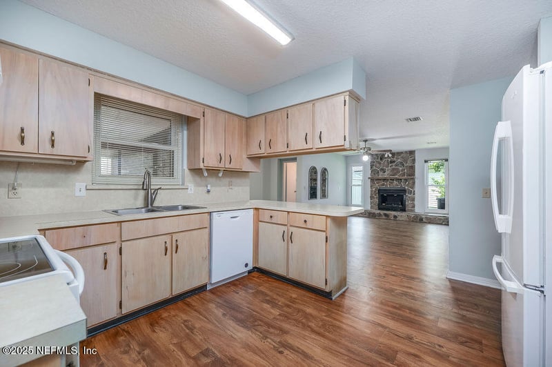 584 Arthur Middleton Cir, Orange Park, FL 32073