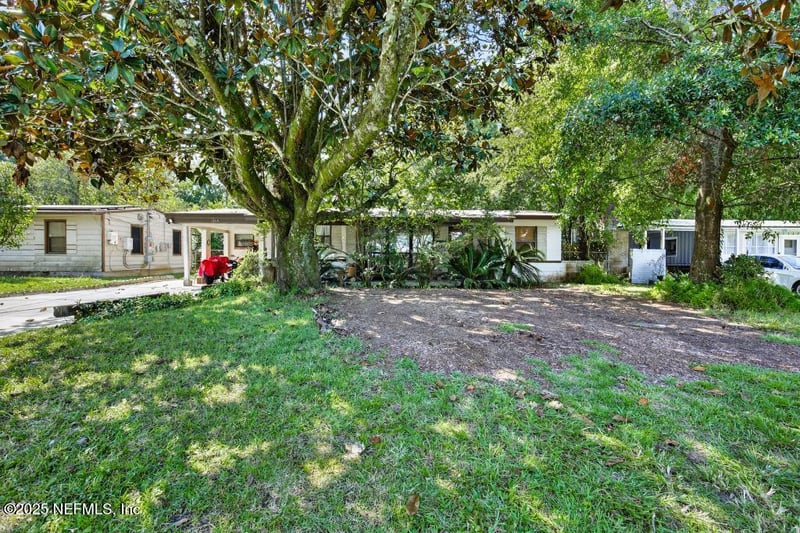 1134 Carthage Dr, Jacksonville, FL 32218