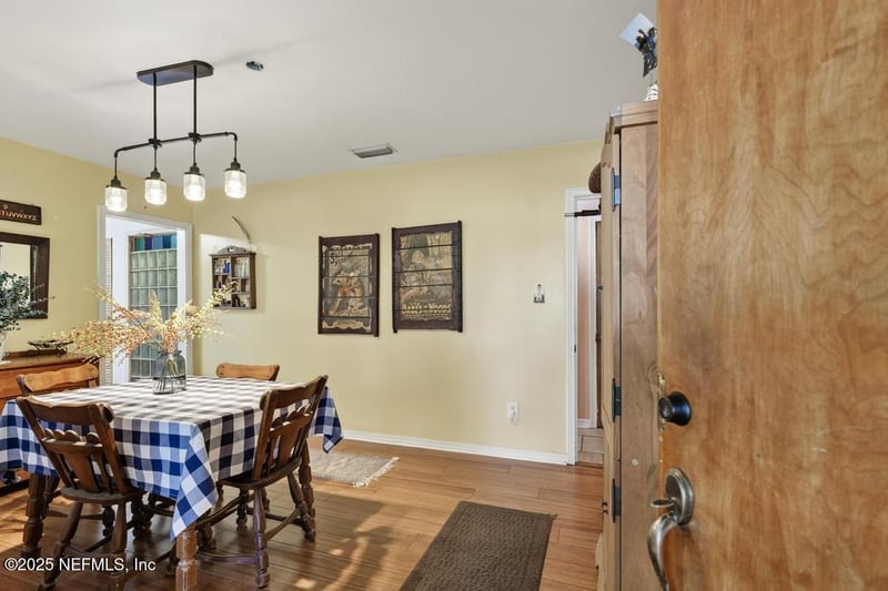 1134 Carthage Dr, Jacksonville, FL 32218