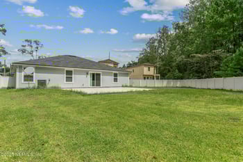 8882 Hogan Rd, Jacksonville, FL 32216