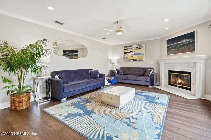 1405 Chinaberry Ct, St Johns, FL 32259