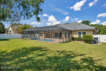 129 Hunters Creek Dr, St Johns, FL 32259
