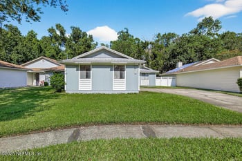 8253 Lake Woodbourne Dr, Jacksonville, FL 32217