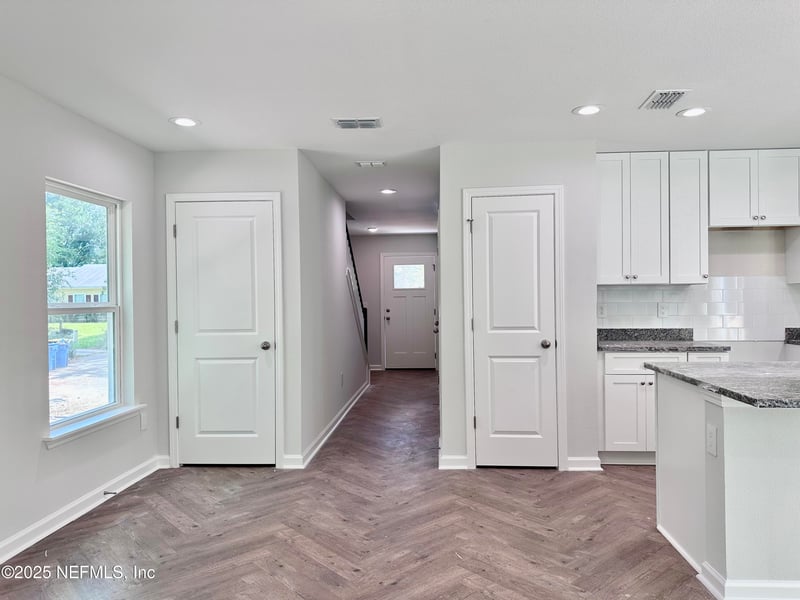 11772 Raven Dr, Jacksonville, FL 32218