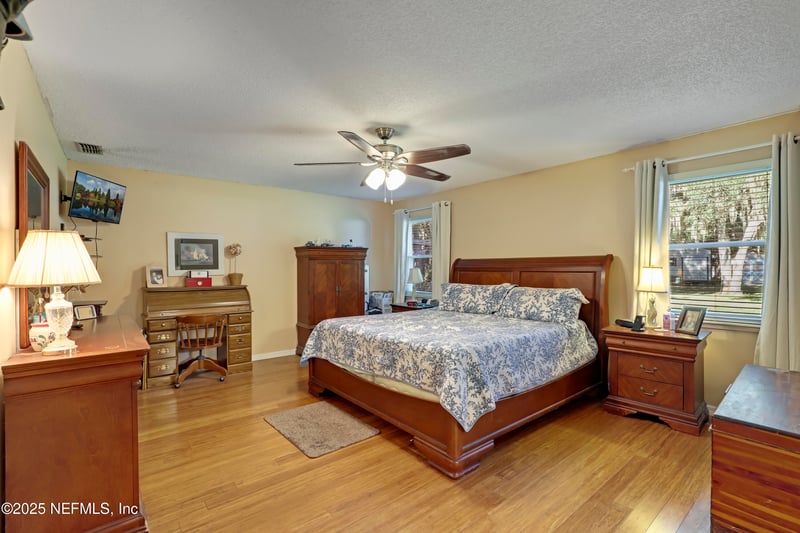 1242 Wild Turkey Ct, St Johns, FL 32259