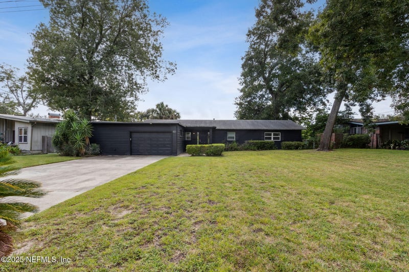 704 Seabrook Cove Rd, Jacksonville, FL 32211