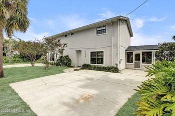 1175 5th St, Jacksonville Beach, FL 32250