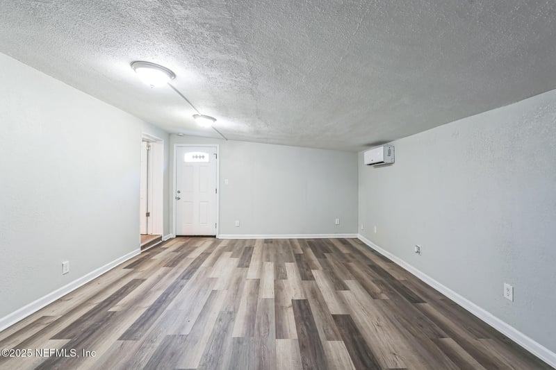 10332 Driftwood Rd, Jacksonville, FL 32246