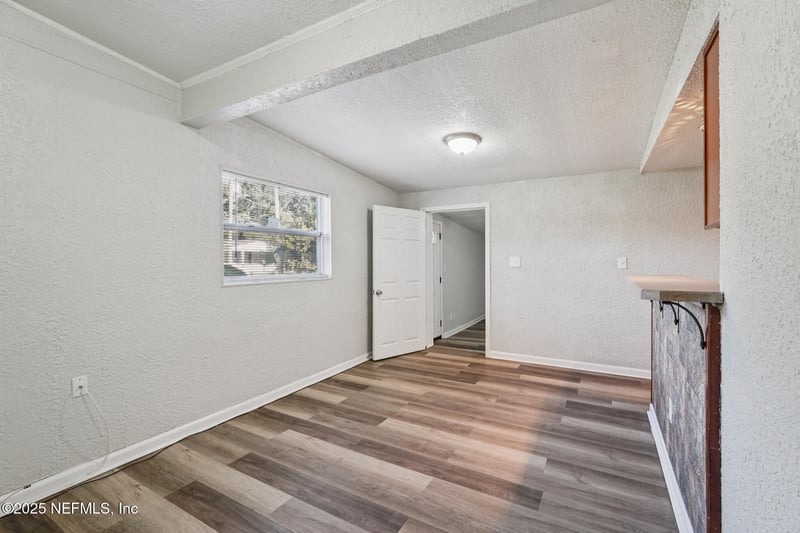 10332 Driftwood Rd, Jacksonville, FL 32246