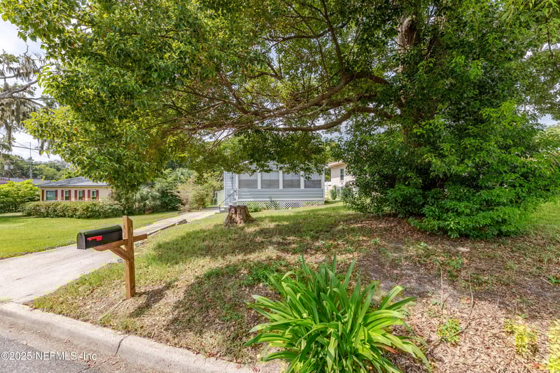 7124 Lorain St, Jacksonville, FL 32208