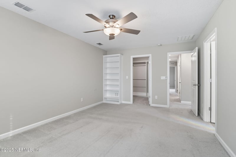 140 Boracay Cir, St Johns, FL 32259