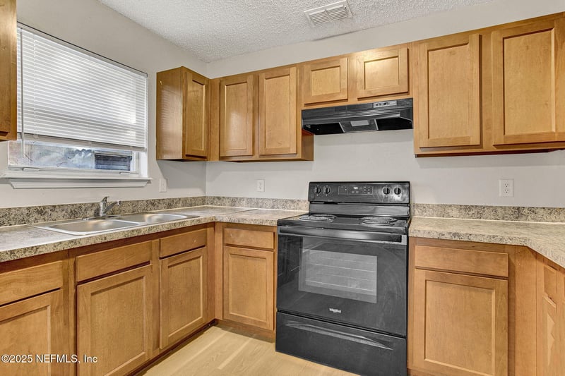 1438 State St, Jacksonville, FL 32209