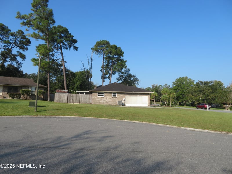 2527 Bottomridge Dr, Orange Park, FL 32065