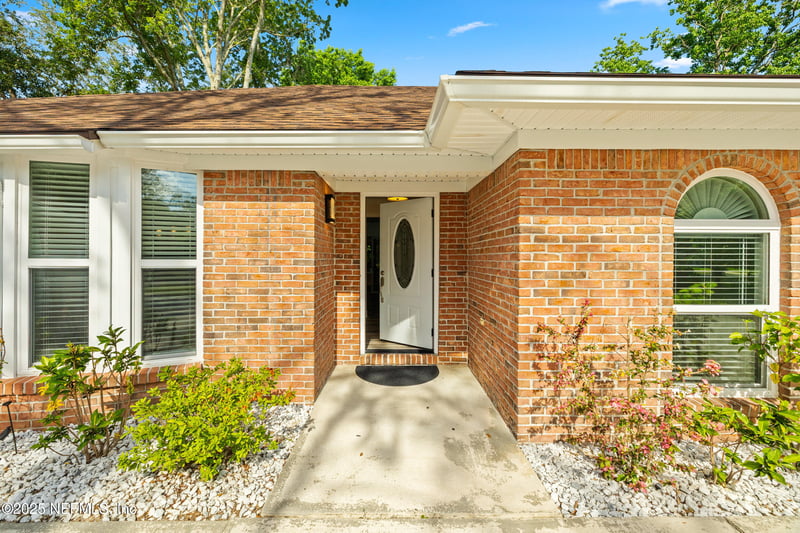 4535 Whispering Inlet Dr, Jacksonville, FL 32277