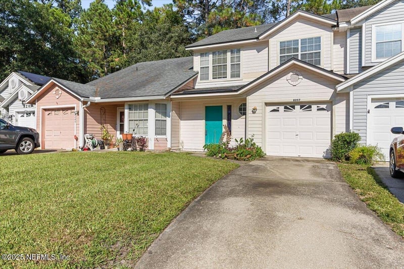 8257 Loch Seaforth Ct, Jacksonville, FL 32244