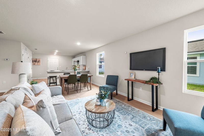 8077 Devoe St, Jacksonville, FL 32220