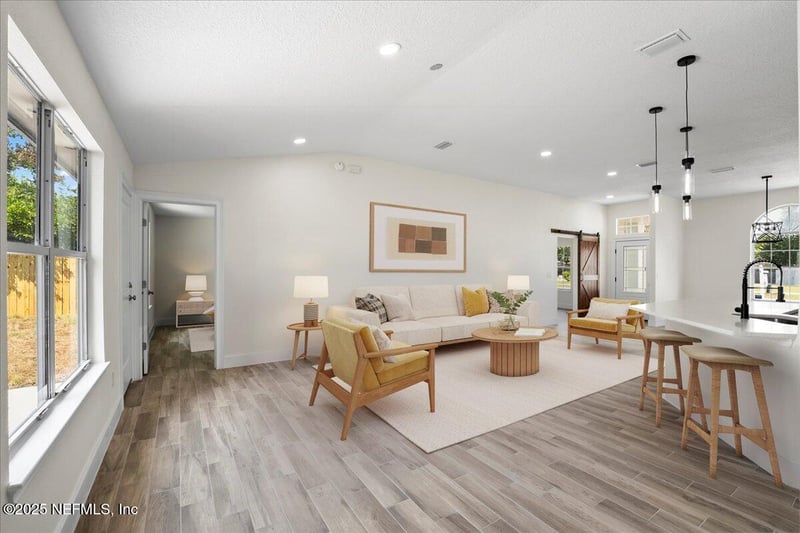 3874 Star Leaf Rd, Jacksonville, FL 32210