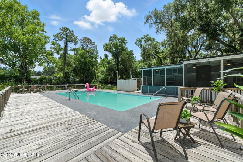 1637 Starratt Rd, Jacksonville, FL 32226