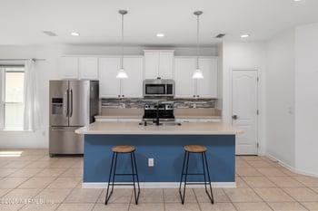 11567 Sycamore Cove Ln, Jacksonville, FL 32218