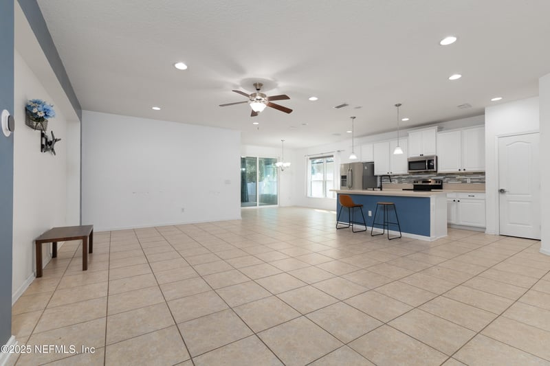 11567 Sycamore Cove Ln, Jacksonville, FL 32218