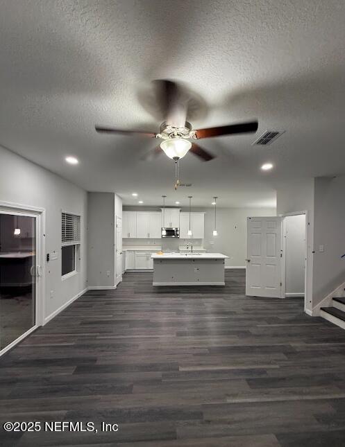 1224 Jewelstone Ln, Jacksonville, FL 32221