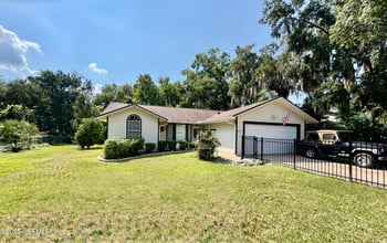 407 Green St, Green Cove Springs, FL 32043