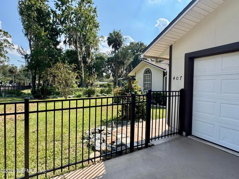 407 Green St, Green Cove Springs, FL 32043