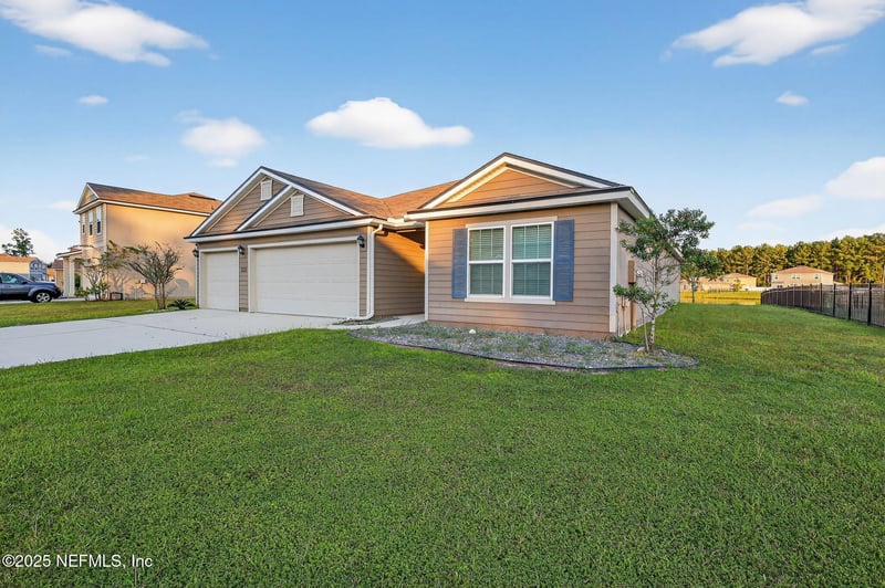 7033 Sandle Dr, Jacksonville, FL 32219