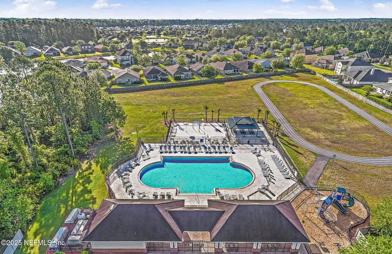 13735 Devan Lee Dr, Jacksonville, FL 32226