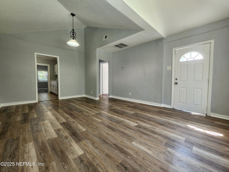 9037 6th Ave, Jacksonville, FL 32208