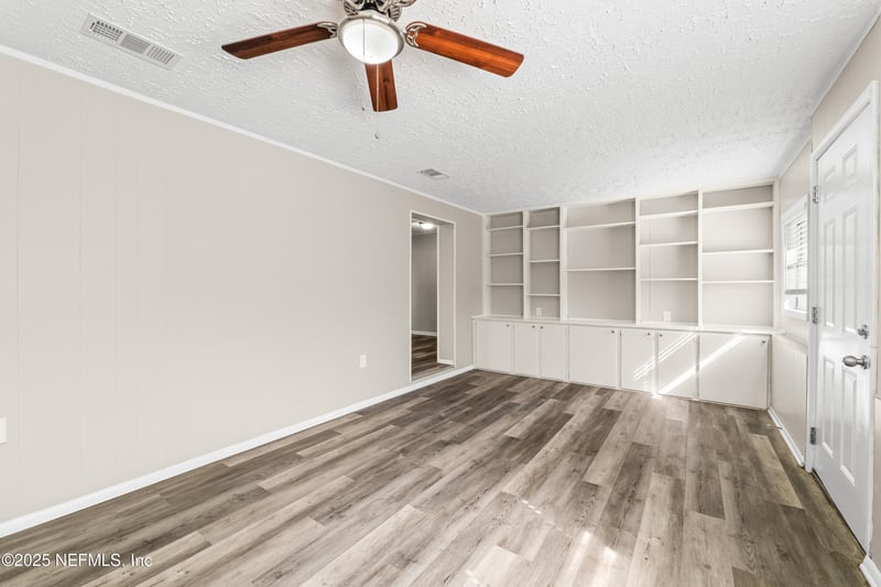 1007 Winstonian Way St, Jacksonville, FL 32221