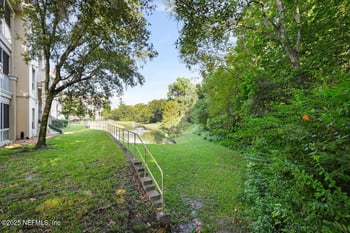 8601 Beach Blvd #909, Jacksonville, FL 32216