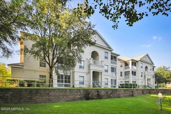 8601 Beach Blvd #909, Jacksonville, FL 32216