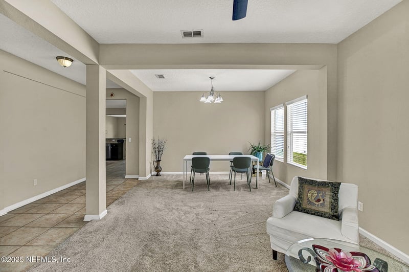 10320 Oxford Lakes Dr, Jacksonville, FL 32257